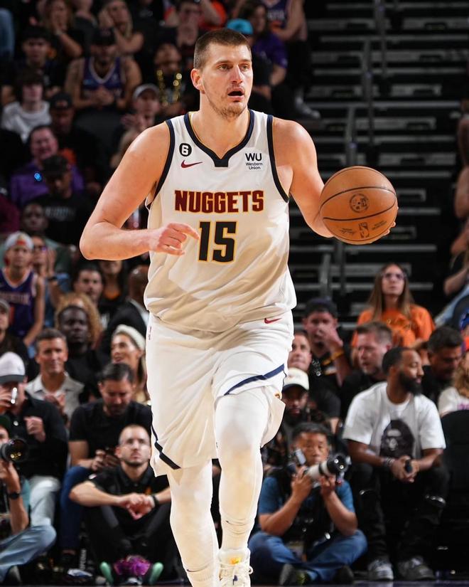 包含风云突变丹佛掘金窗口期刷新队史纪录,社区盾版图或变,信心回归,赛程密集仍需轮换的词条 包含风云突变丹佛掘金窗口期刷新队史纪录,社区盾版图或变,信心回归,赛程密集仍需轮换的词条