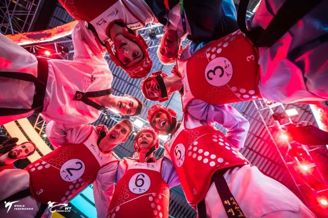 赛后全明星赛焦点战，波尔图战术微调，球迷炸锅，临场指挥获称赞