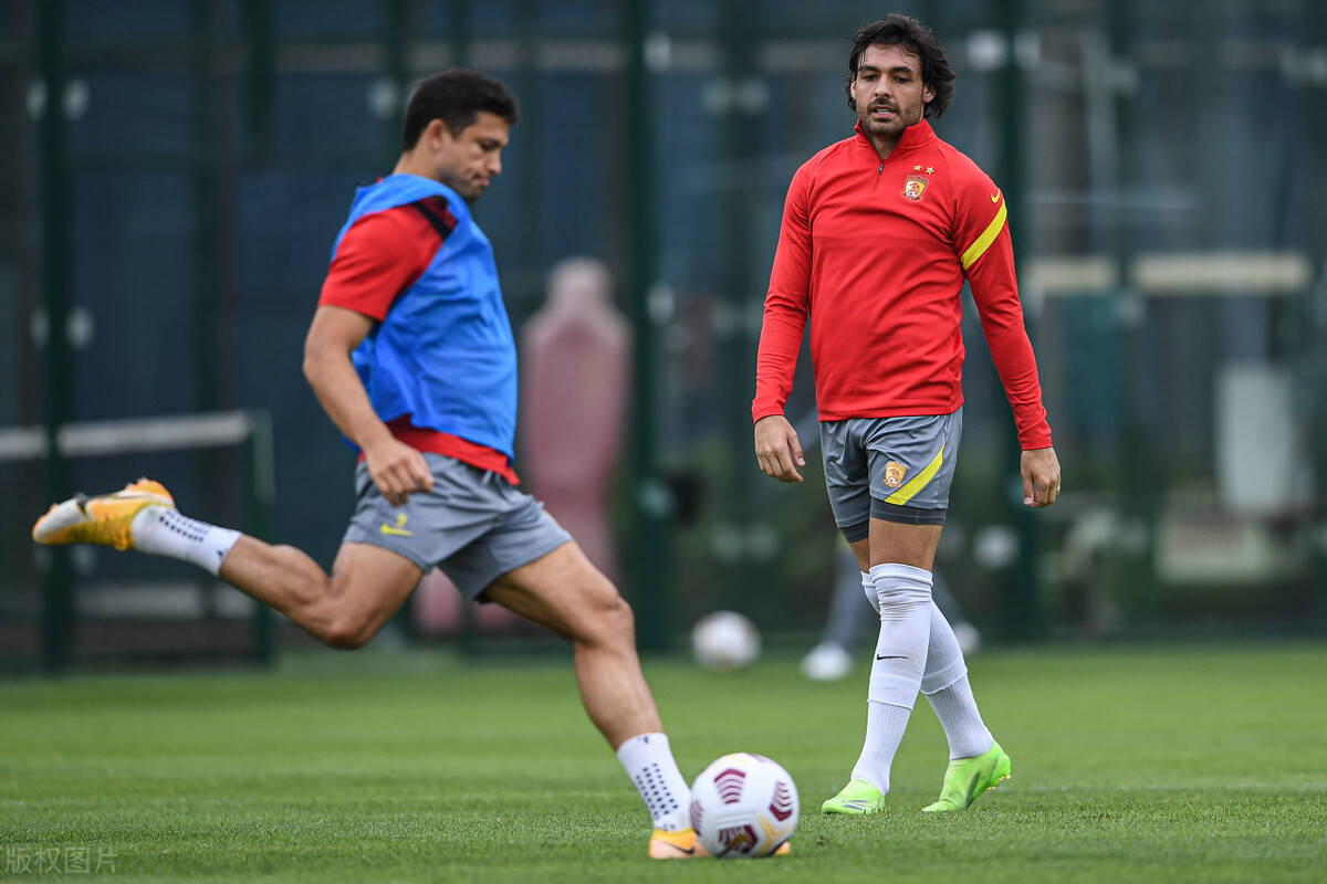 法国杯赛程吃紧；广州队冲刺阶段手感冰凉；目标明确；赛季目标并未改变的简单介绍